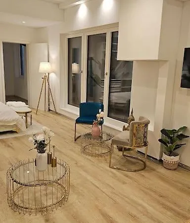 Apartment Ug Neubau City - Pool, Gym, Zweites Bad Extra Buchbar *