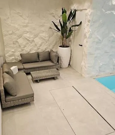 Ug Neubau City - Pool, Gym, Zweites Bad Extra Buchbar * Munich