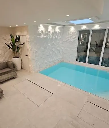 Ug Neubau City - Pool, Gym, Zweites Bad Extra Buchbar